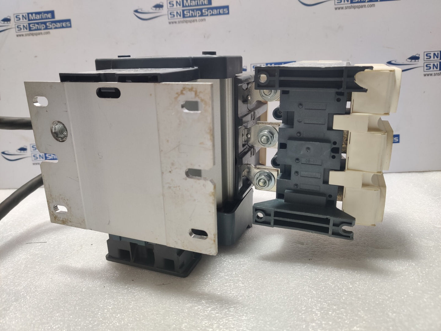 Telemecanique LC1 F150 Contactor 3Phase With LR9 F 5369 And LA9 F 103