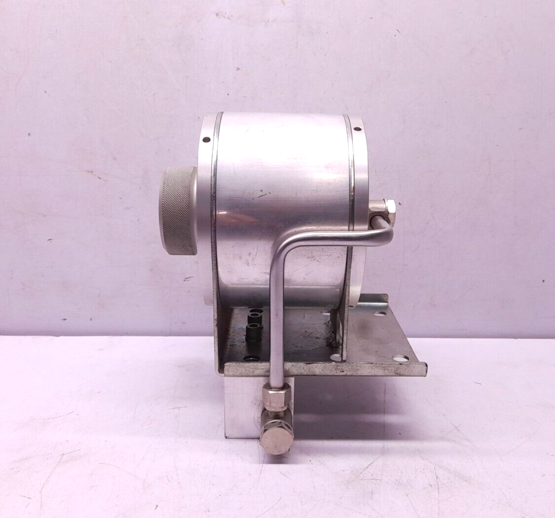 ABB HZTL 215100 R0001 Turbocharger Dosing Vessel With Plug Volume 0.41 Max Press