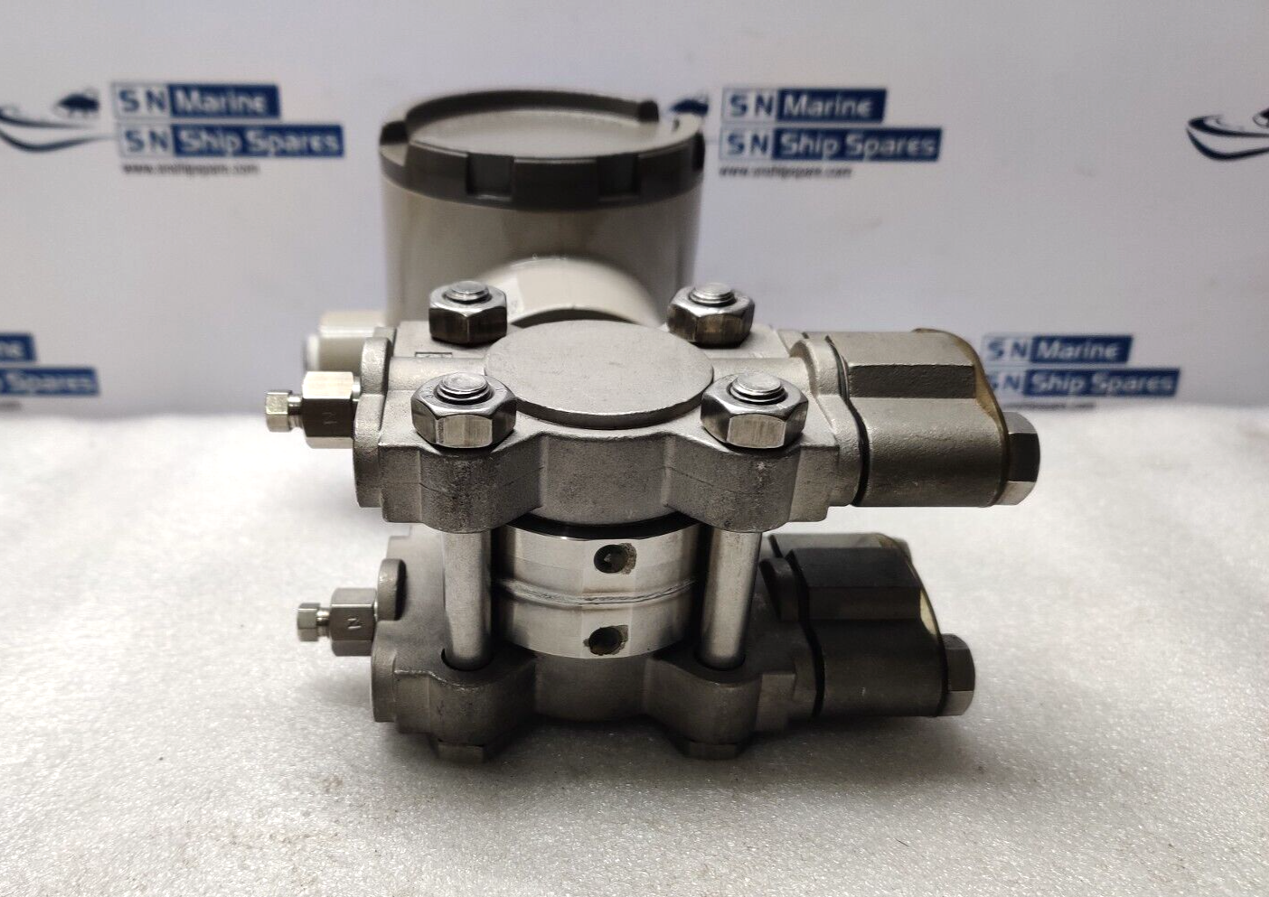Yamatake STD920-E1H-00000-W6-D7E5 Pressure Transmitter NPT 1/2 IN