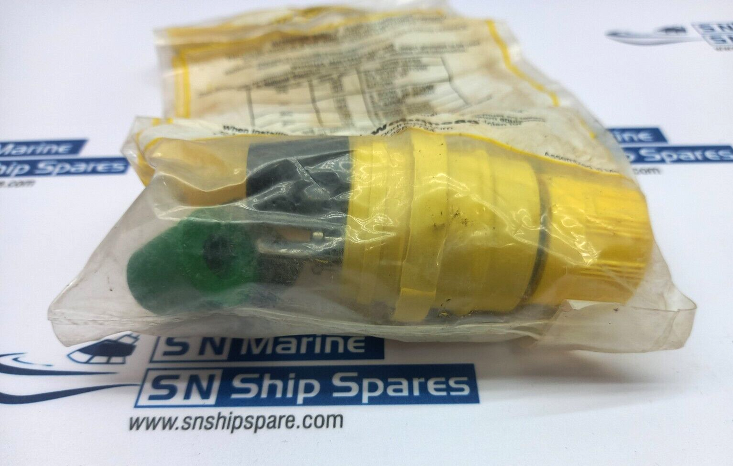 Woodhead 130146003 Yellow Rubber Plug NEMA-5-15 15A 125V