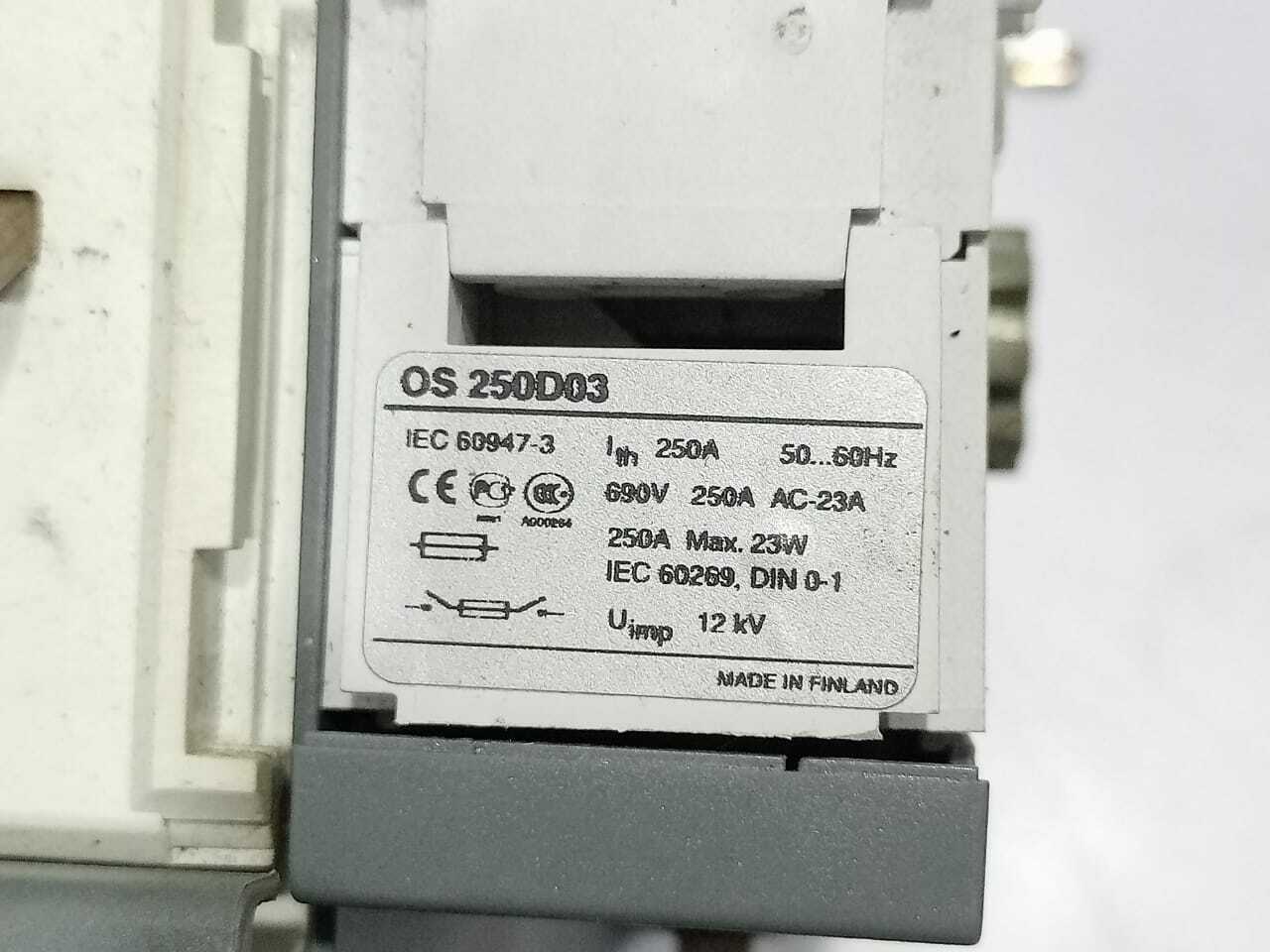 ABB OS 250D03 Fused Disconnect Switch Ith 250A 50…60Hz 690V 250A AC-23A OS250D0