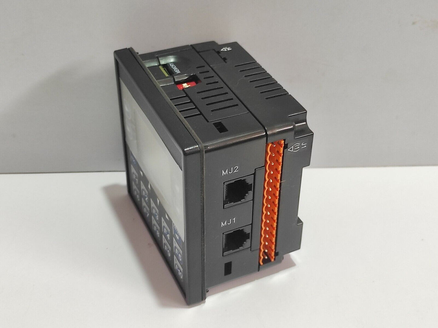 XLe OCS HE-XE102NS 12-24VDC 3A Max/PT 6A Total Control XLE Graphical Device