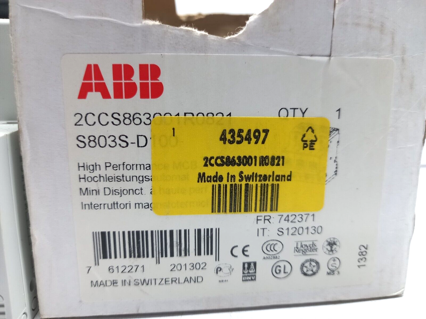 ABB 2CCS863001R0821 High Performance MCB S803S-D100 RS 435497