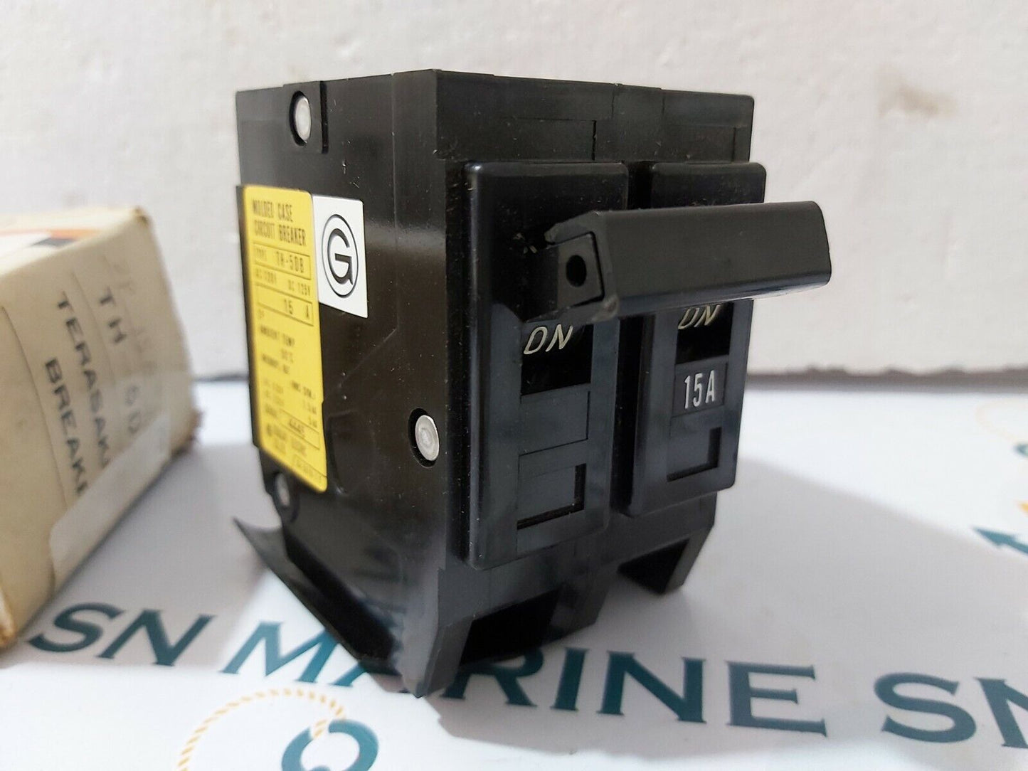 TERASAKI TH-5DB 15A 2POL MOLDED CIRCUIT BREAKER