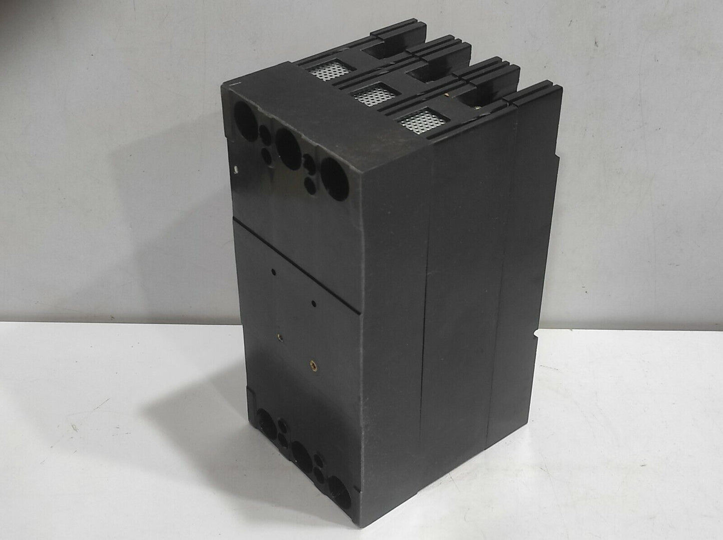 Terasaki TL-100C TemBreak Circuit Breaker 3P 60A FC 50/60Hz / TL100C60A