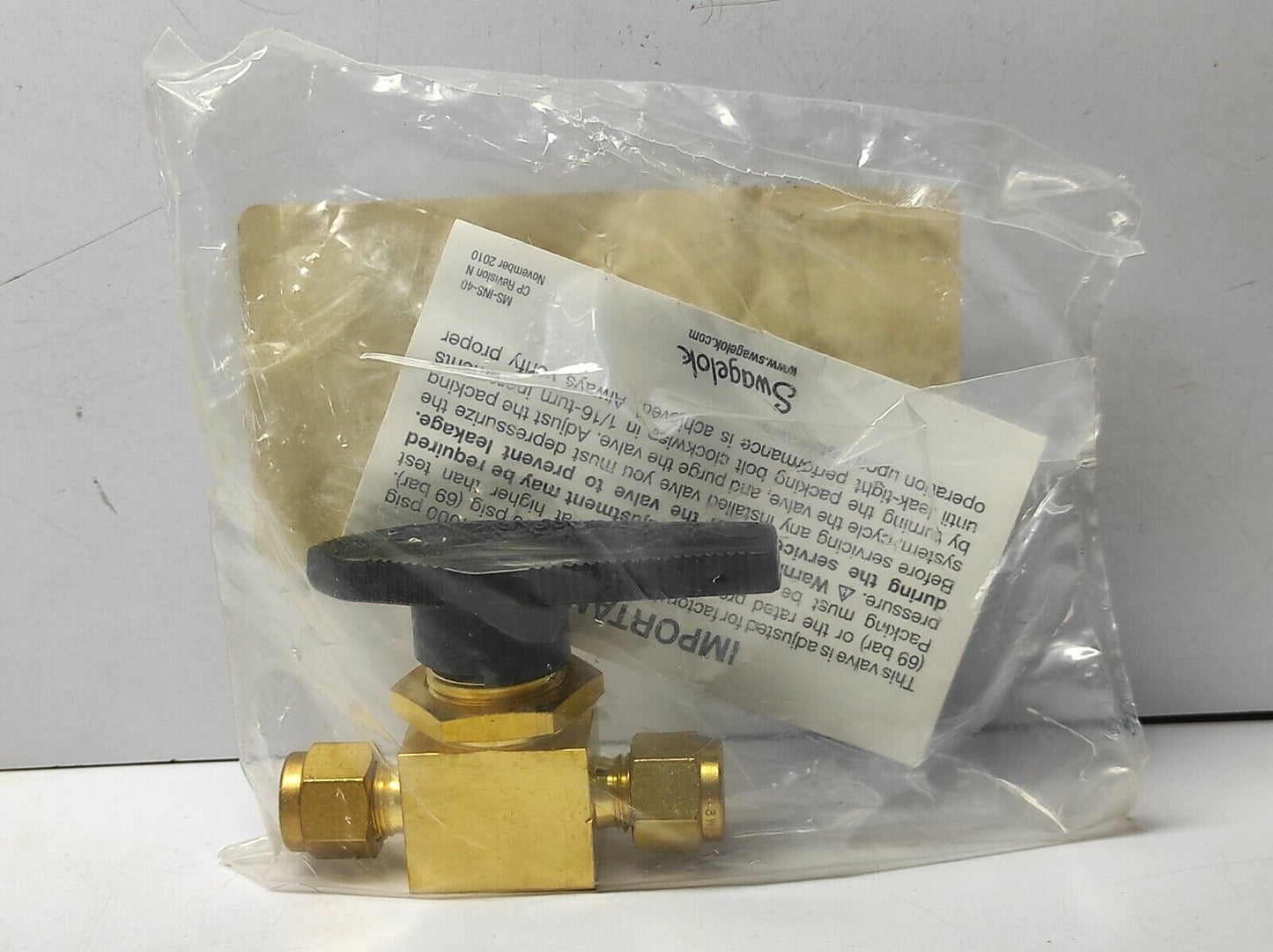 Swagelok B-43S4 Ball Valve Brass 531570001 3000PSIG@100F B43S4