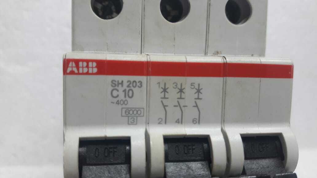 ABB SH 203 C10 Circuit Breaker ~400 Umax 253/440VAC
