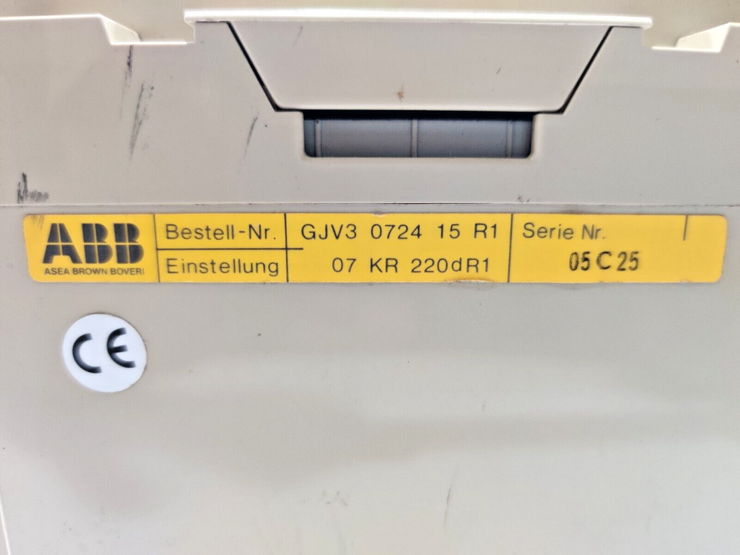 ABB GJV3 0724 15 R1 Protonic Control 07 KR 220dR1