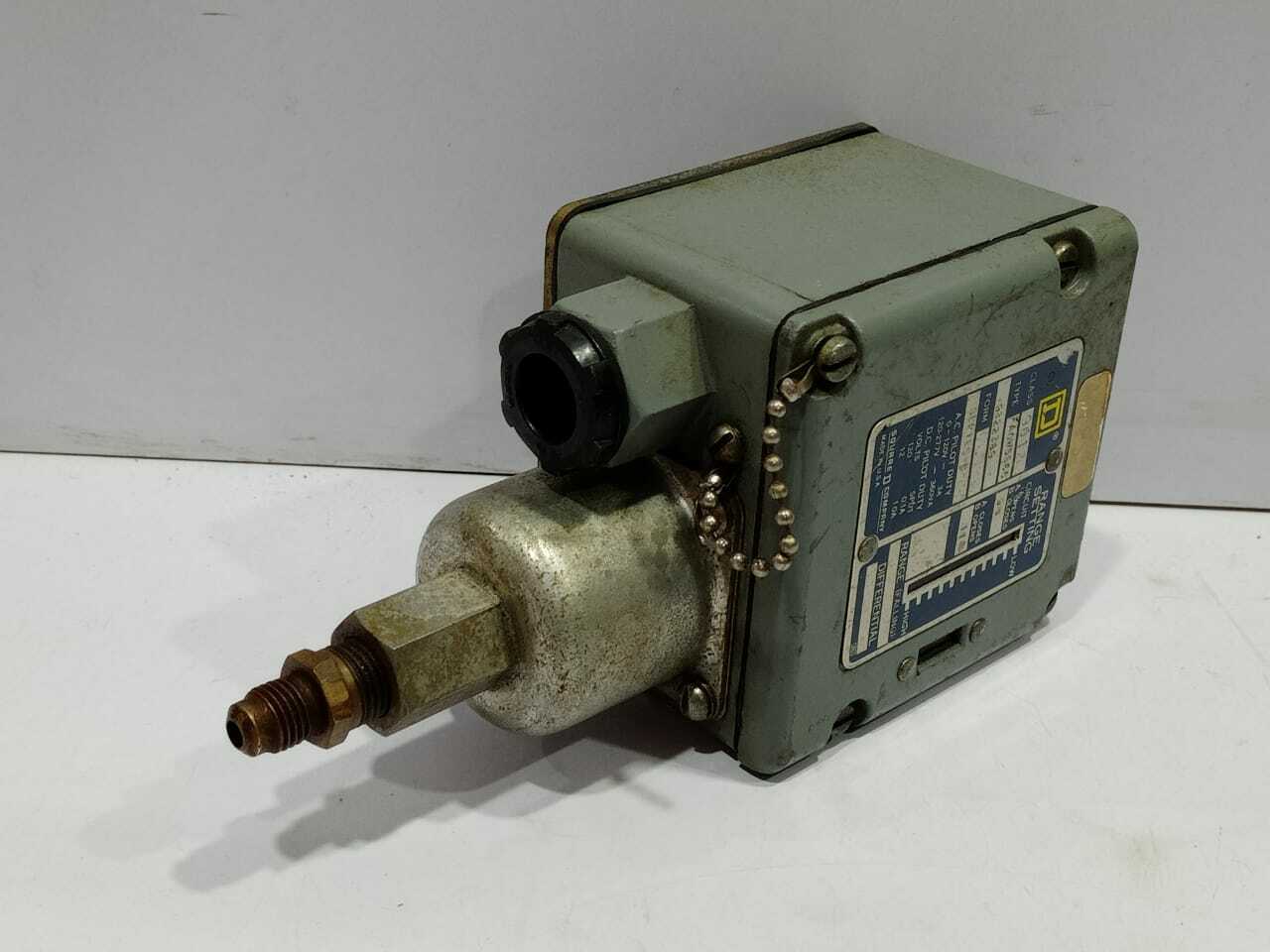 Square D 9012 ACW5S66 Pressure Switch 9322389 Series B