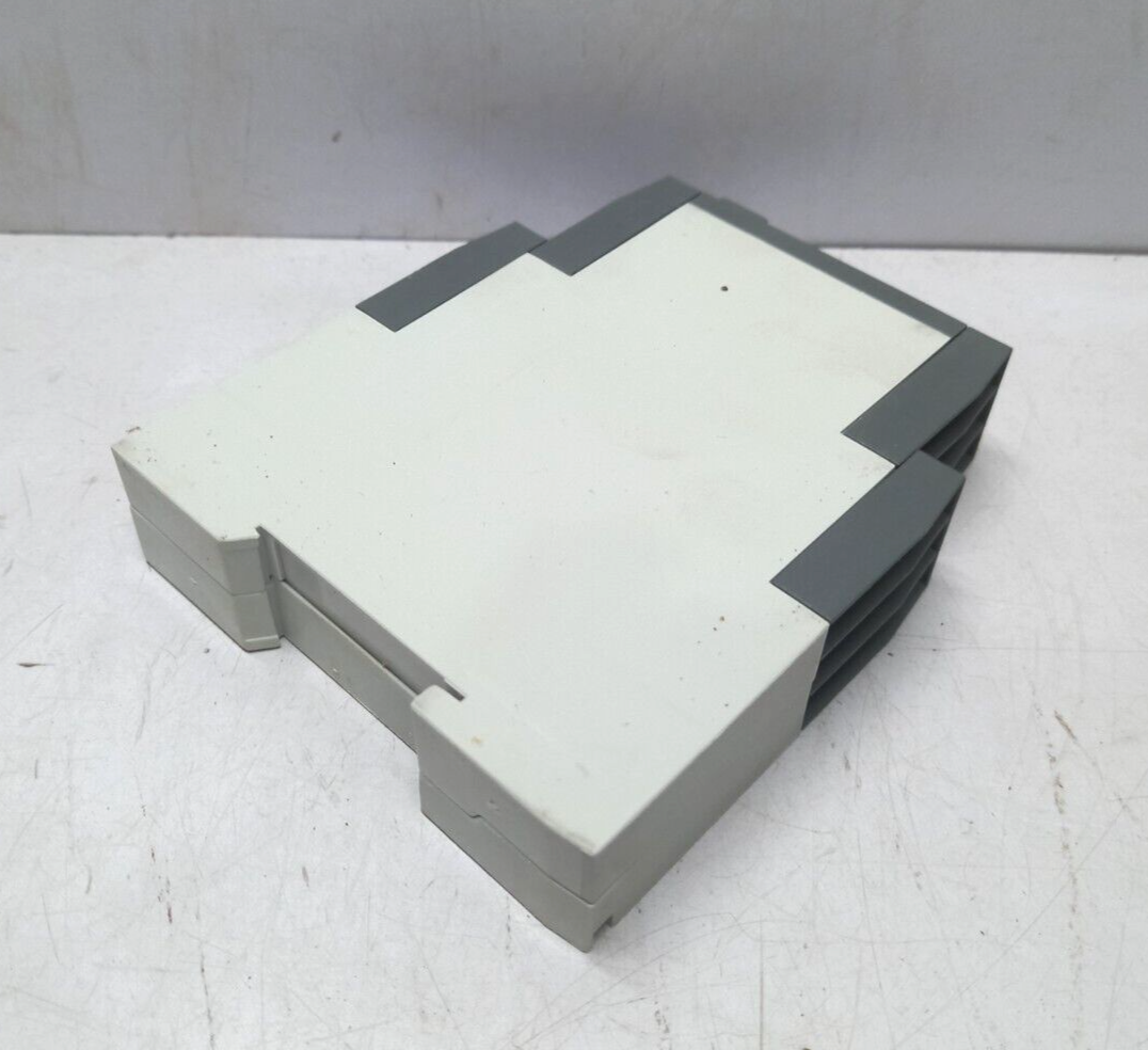 ABB CT-AHS.22S Off Delay With Auxiliary Voltage Time Relay 1SVR730110R3300 CTAHS
