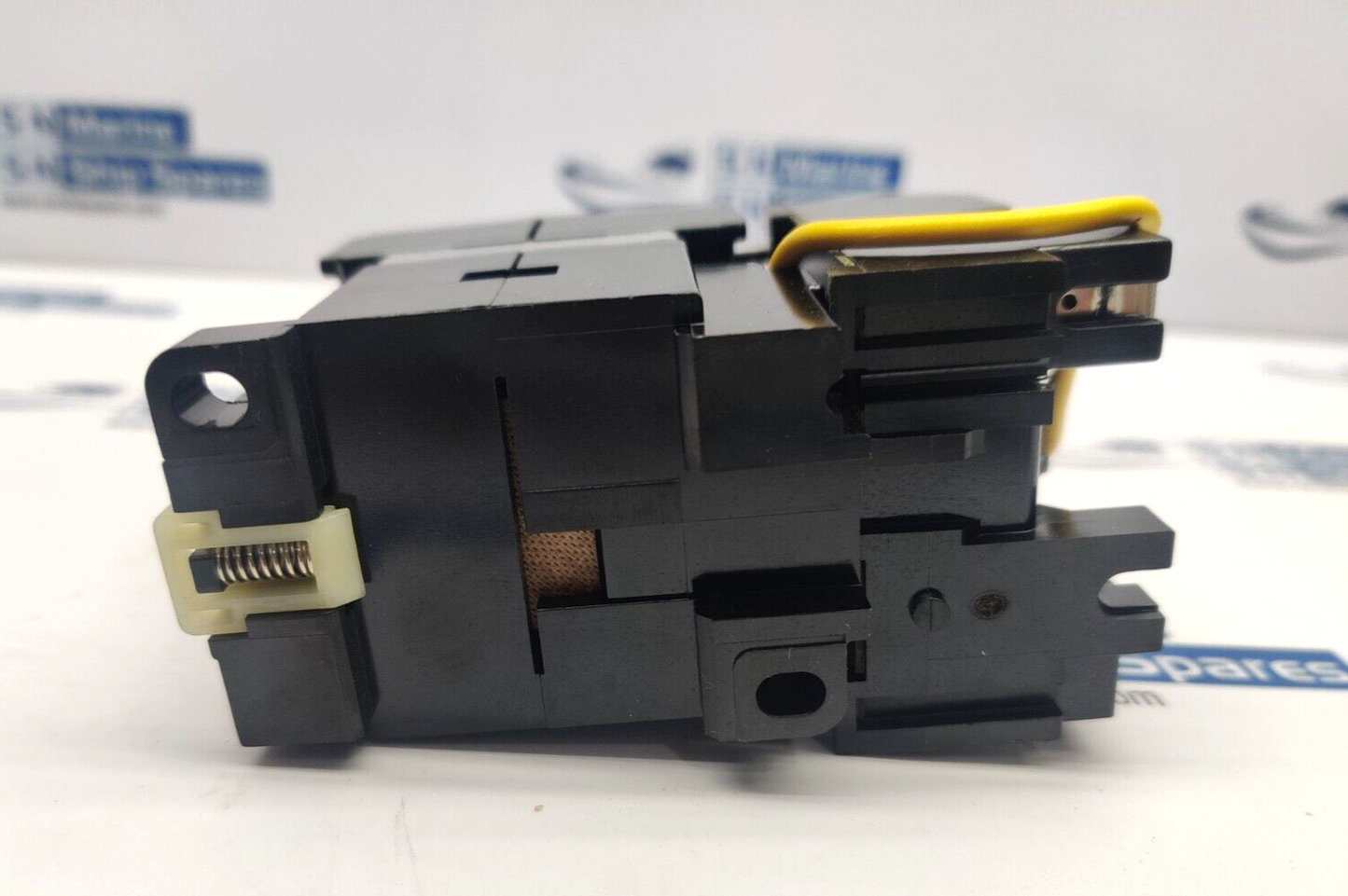 Yaskawa Electric HI-10E5 Magnetic Contactor 180-200V 50Hz 200-220V 60Hz 1a(1NO)