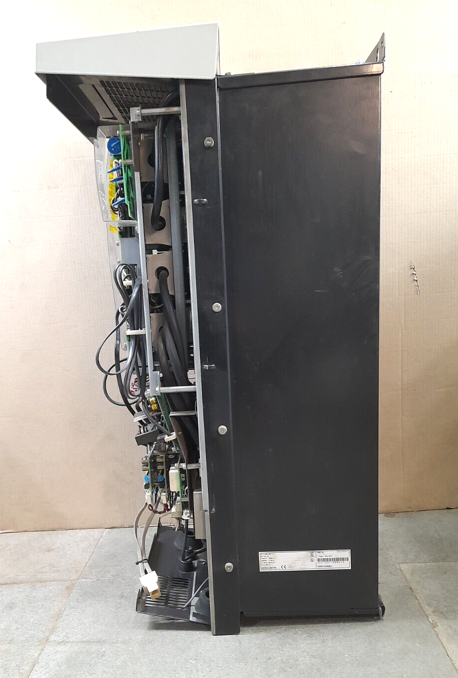 ABB ACS600 ACS61100705 S00B1200901 AC Drive ACS61100705S00B1200901 Code 64419471