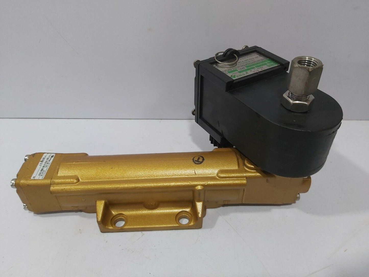 Versa VSG-4532-H-MS-XMAA-D024 Air Solenoid Valve VSG4532HMSXMAAD024