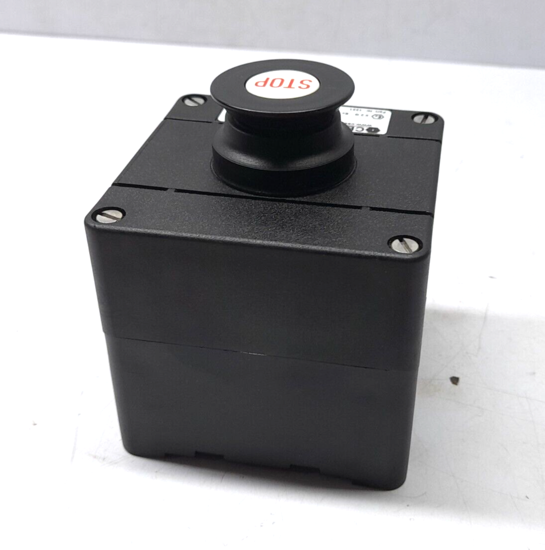 CEAG GHG4118101R1885 Emergency Stop Push Button Ui 690VAC Ithe 16A