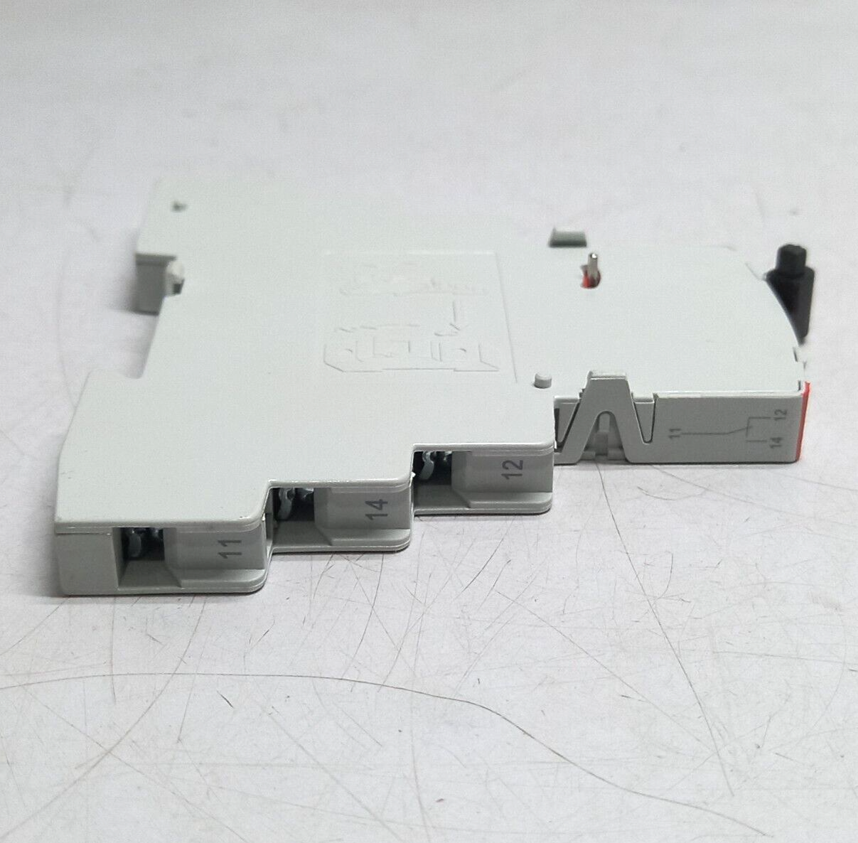 ABB 2CCS800900R0011 Auxiliary Contact S800-AUX To Be Used With C.B. Types S800