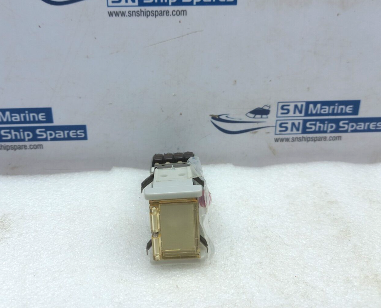 Yuken Kogyo 327L Open/Shut Control Switch Series 2 28V 1W