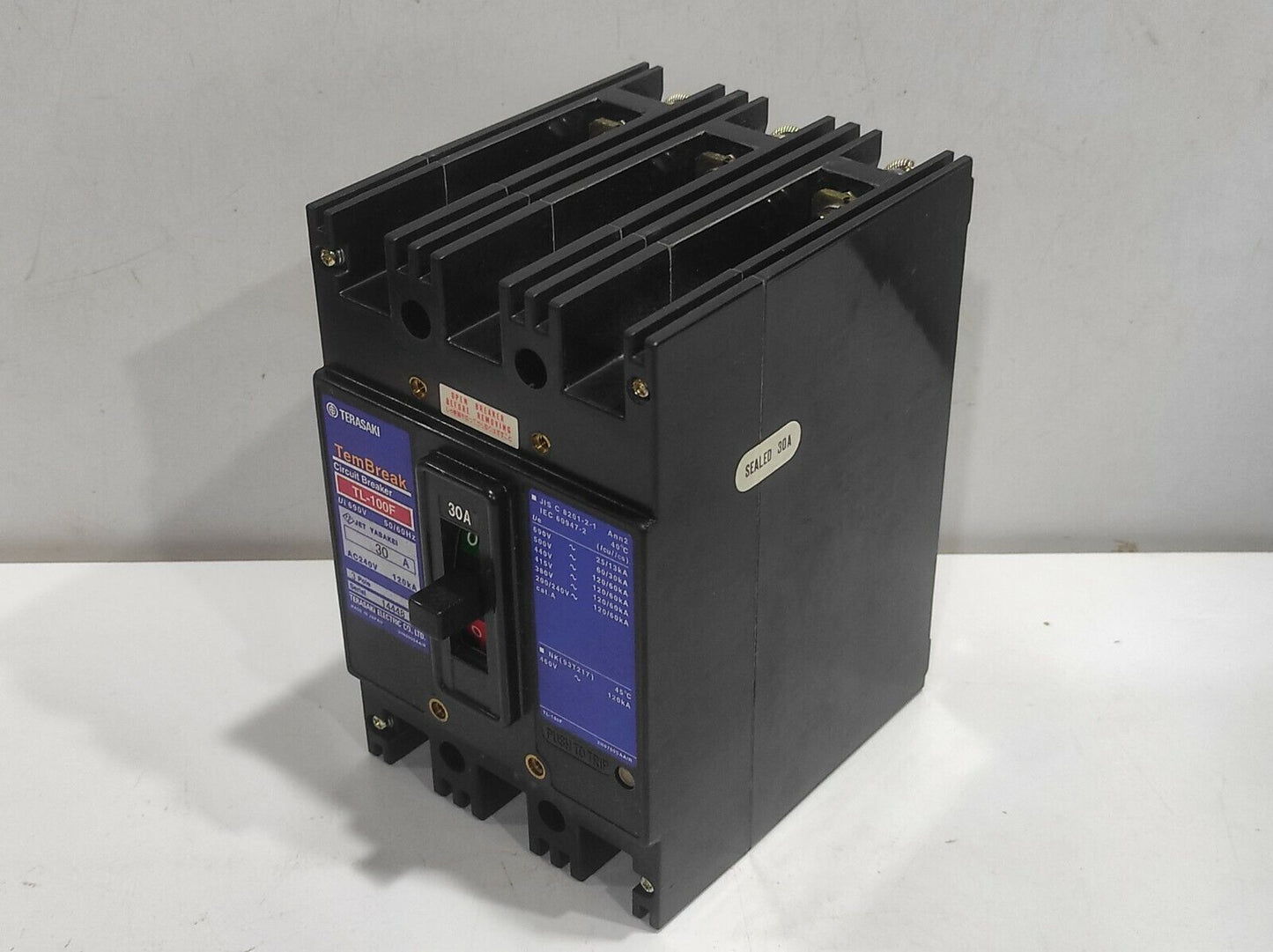 Terasaki TL-100F Circuit Breaker 3P 30A PM 50/60Hz Ui 690V AC240V / TL100F