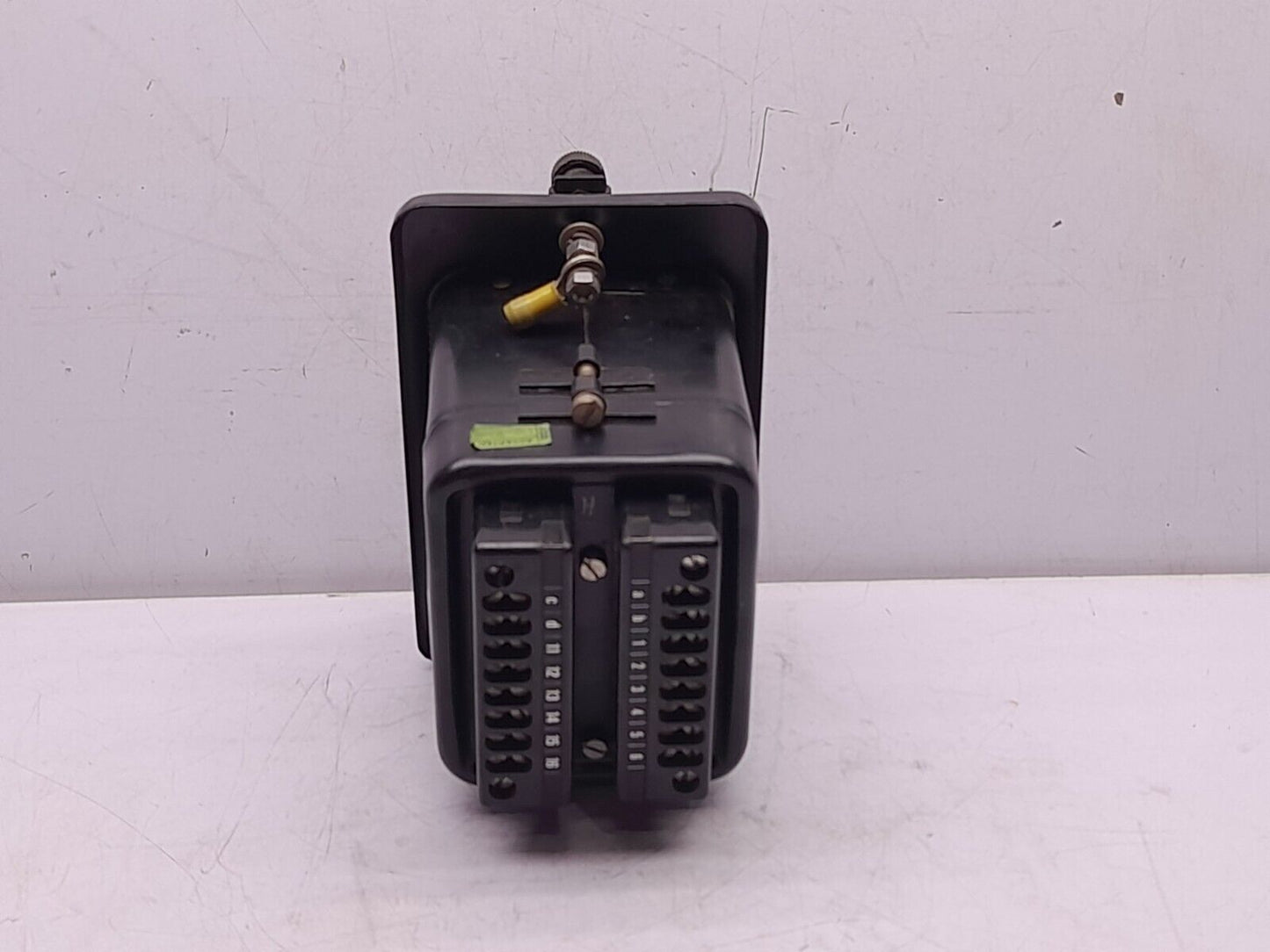 ABB CV2D2J Auxiliary Relay 24VDC 1MYN563627-ABB