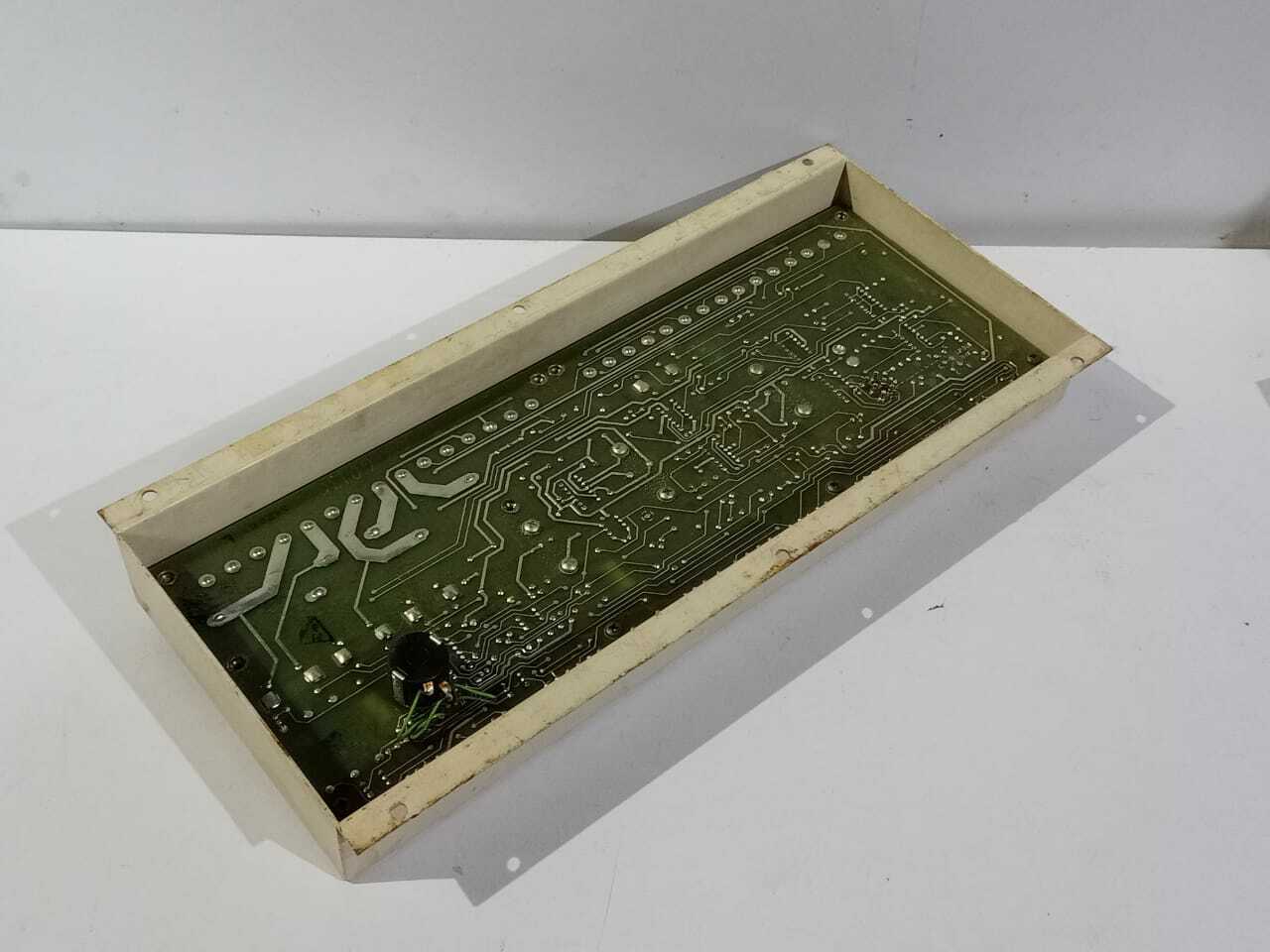 Woodward A8271-444 / 2301 Load Sharing & Speed Control Colt 11911911 / A8271444