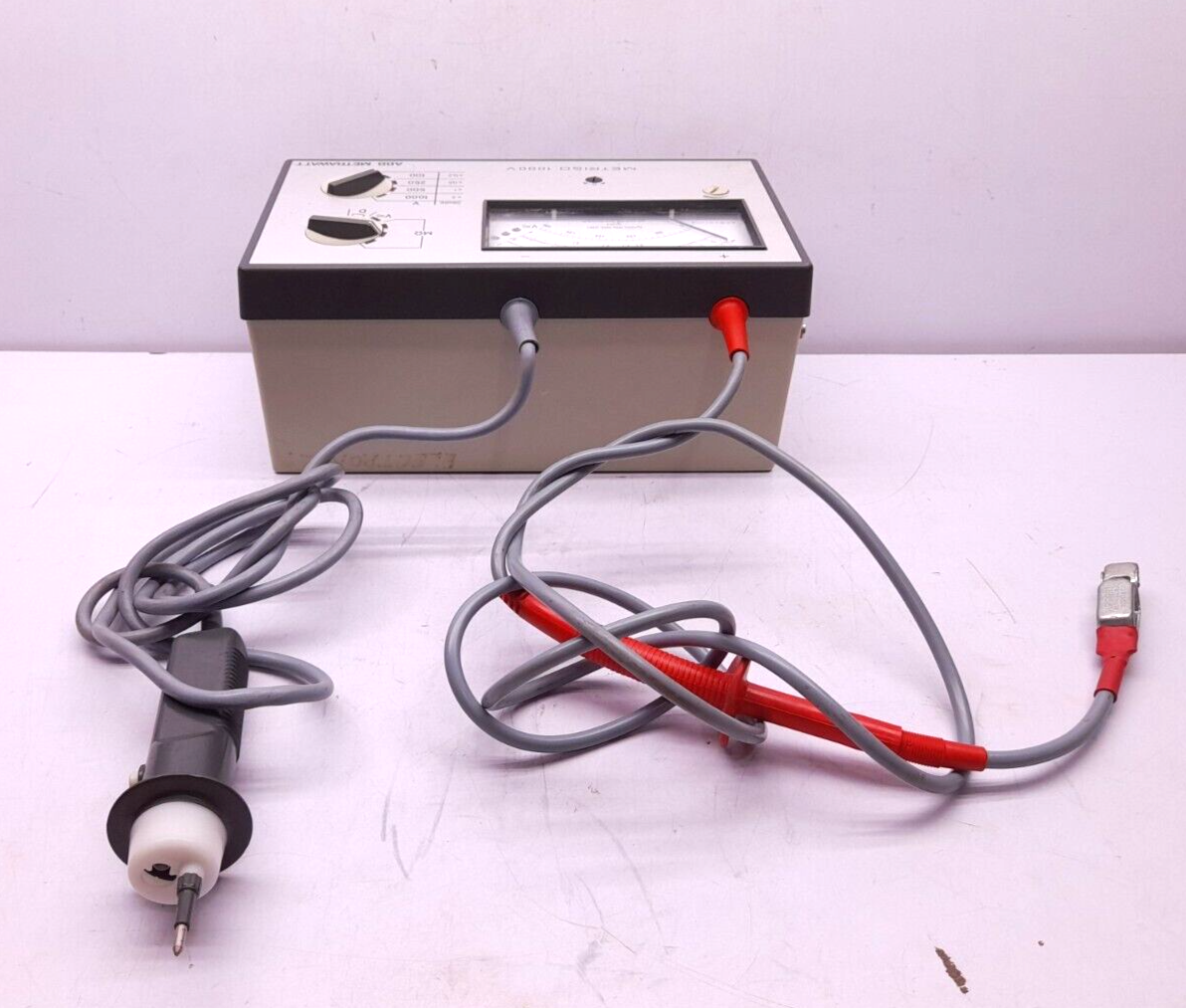 ABB Metrawatt Metriso 1000V Insulation Tester