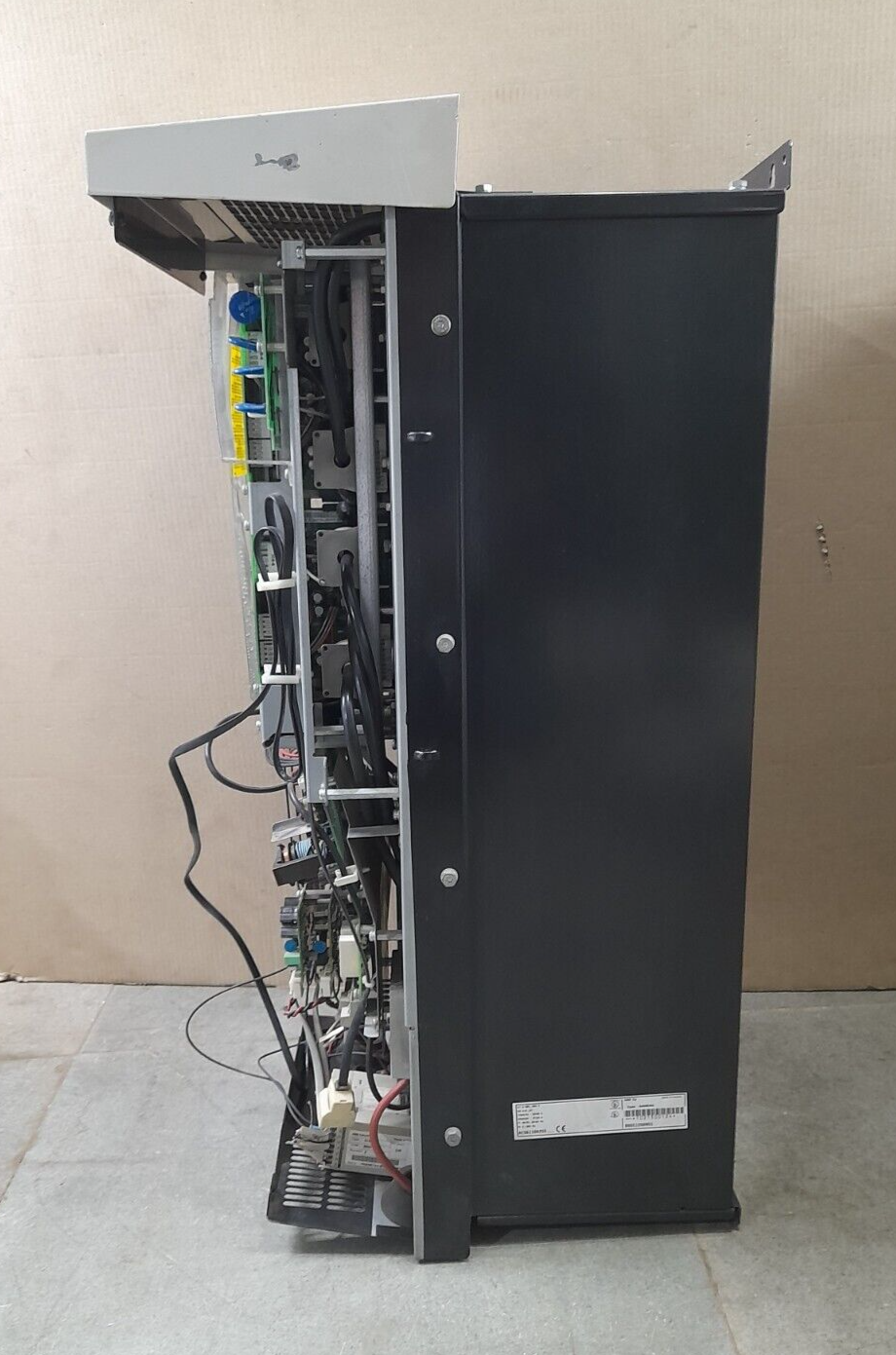 ABB ACS600 ACS61100255 D00E1200901 AC Drive ACS61100255D00E1200901 Code 64598392