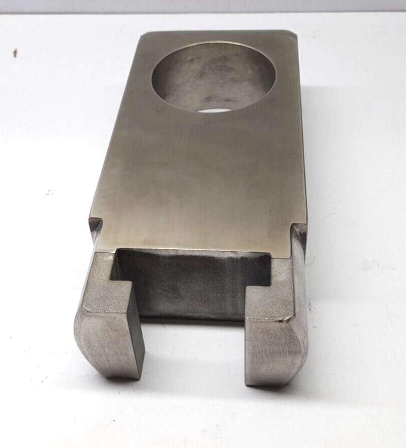 T3 Energy Equipment Corporation PA0585 Gate For 3 1_8” 5K Manual Gate Valve