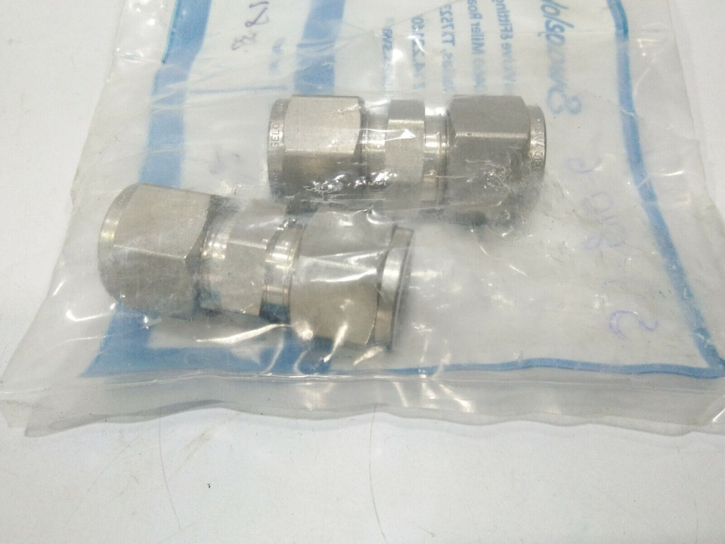 SWAGELOK SS-810-6 TUBE FITTING UNION SS8106 2-PCS LOT SALE