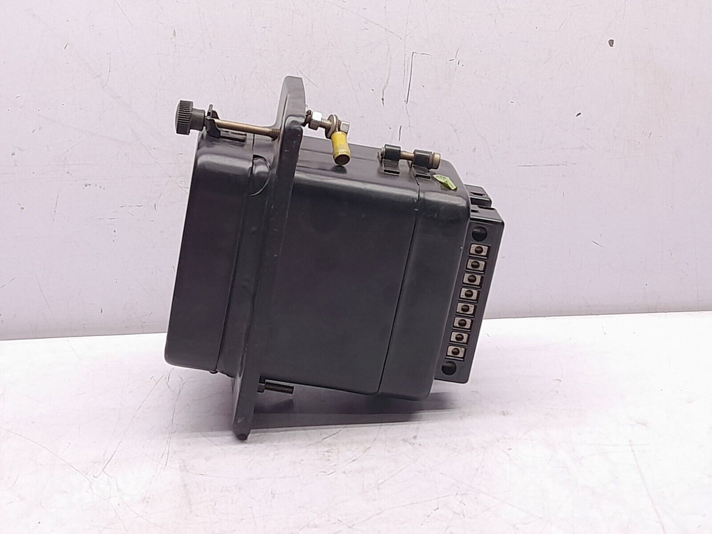 ABB CV2D2J Auxiliary Relay 24VDC 1MYN563627-ABB