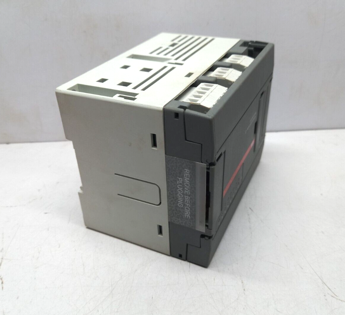 ABB 1SBP260056R1Q01 A1.0 ICMK-CS31 24VDC Remote Unit 8 Input AC31 Remote Unit
