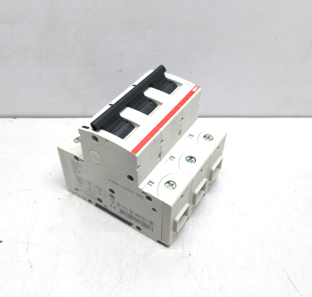 ABB 2CCS863001R0801 High Performance MCB S803S-D80