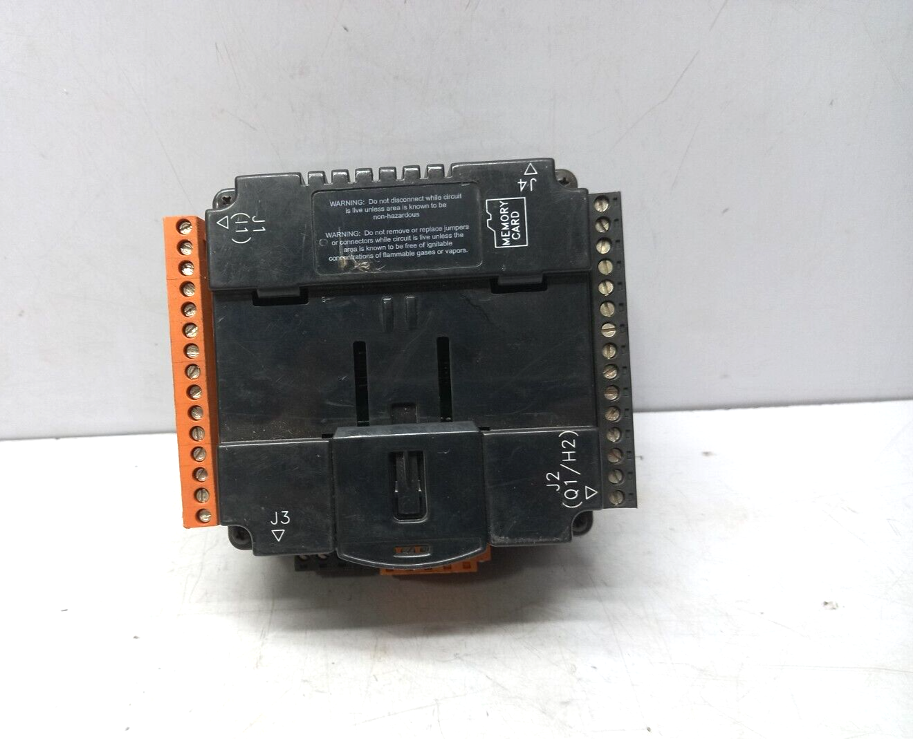 XLt OCS HE-103BF Input Output Device 120-24VDC’ 0.5A Max/PT 4A Total