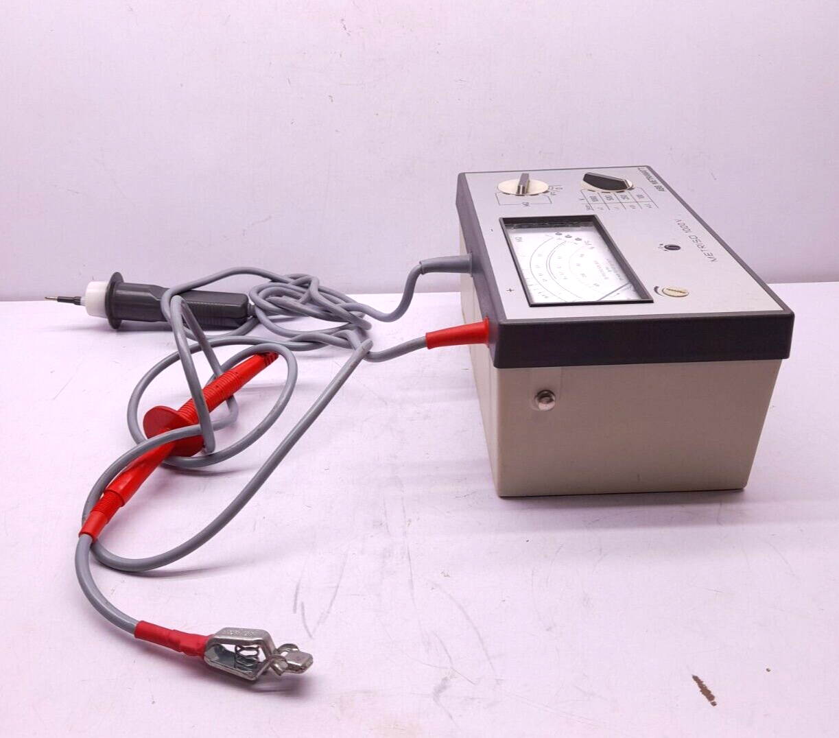 ABB Metrawatt Metriso 1000V Insulation Tester