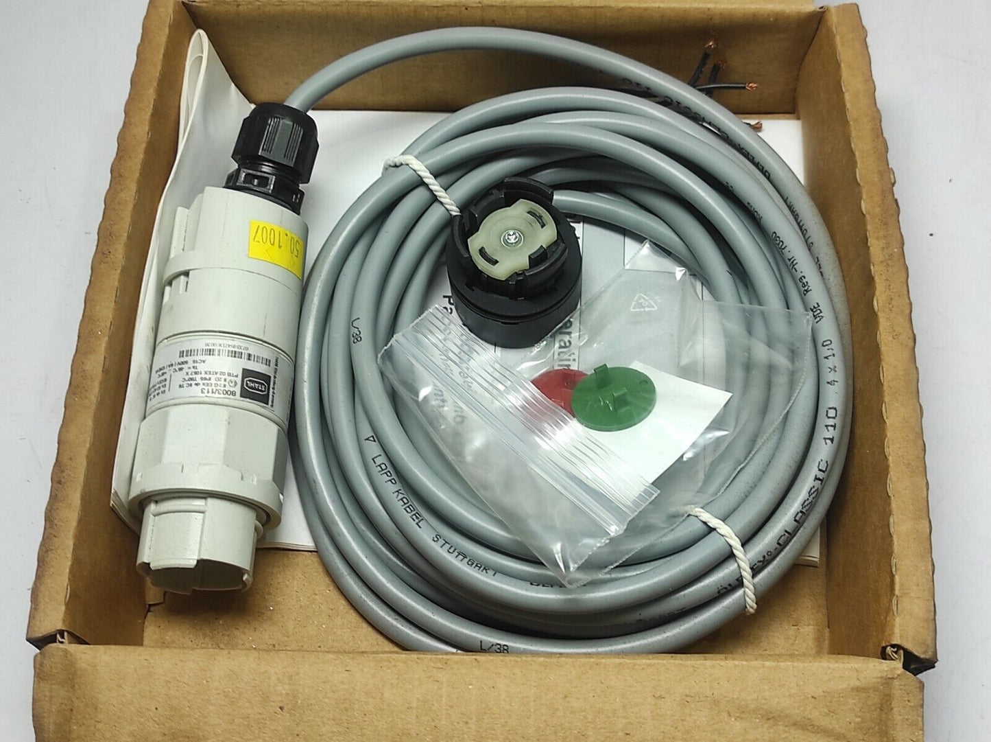 Stahl 8003/113-001-6m Momentary Pushbutton