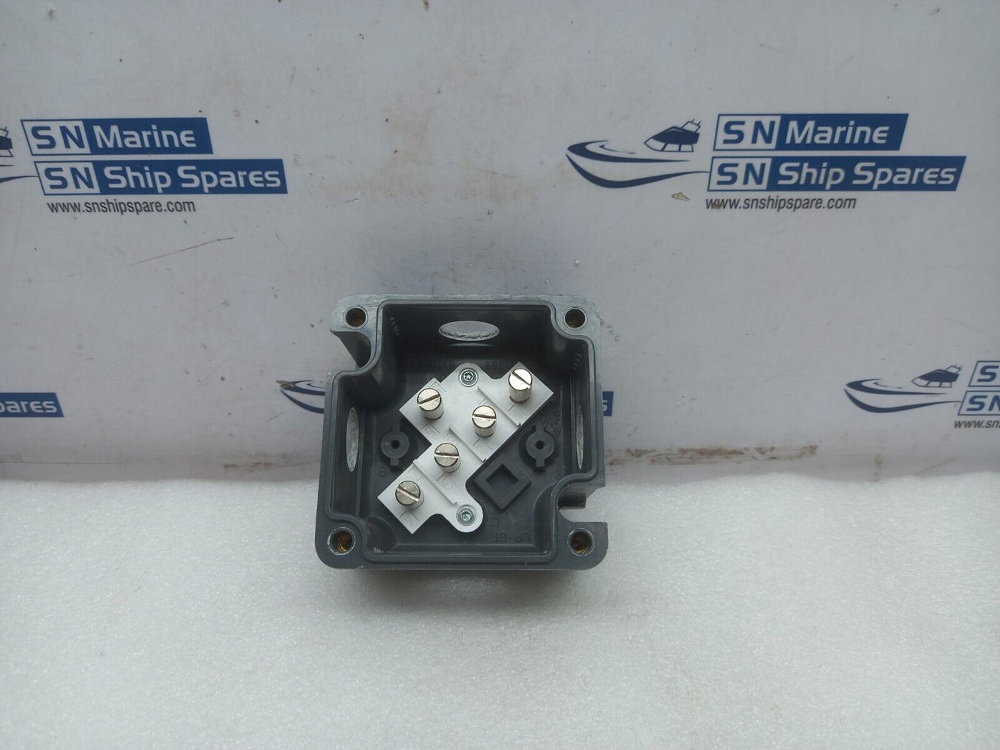 Stahl 8118/111-503 Junction Box 690V,4MM2 Electropar 501116