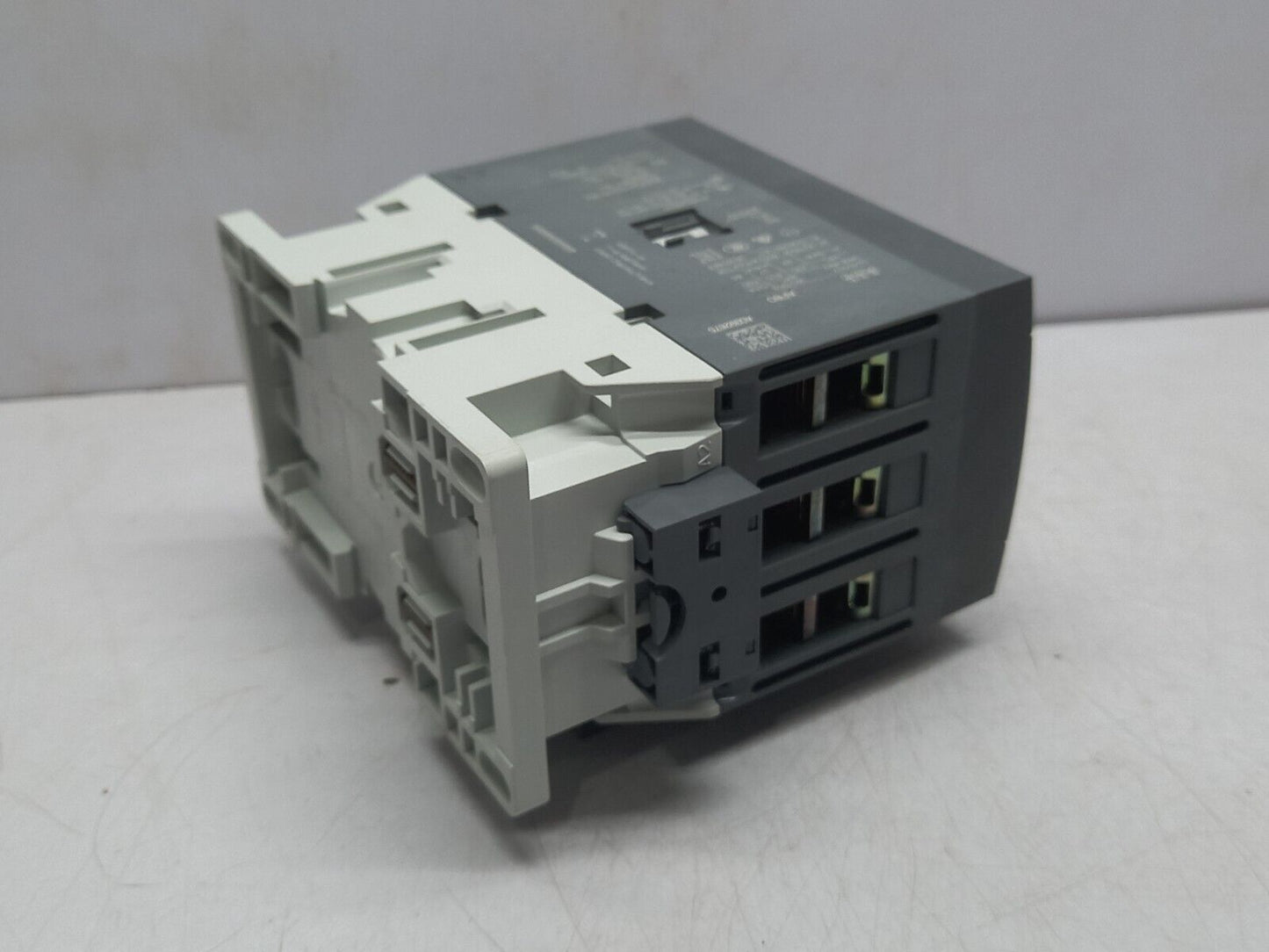 ABB 1SBL397001R1311 AF80-30-11-13 Contactor 100-250V 50Hz_60Hz-DC