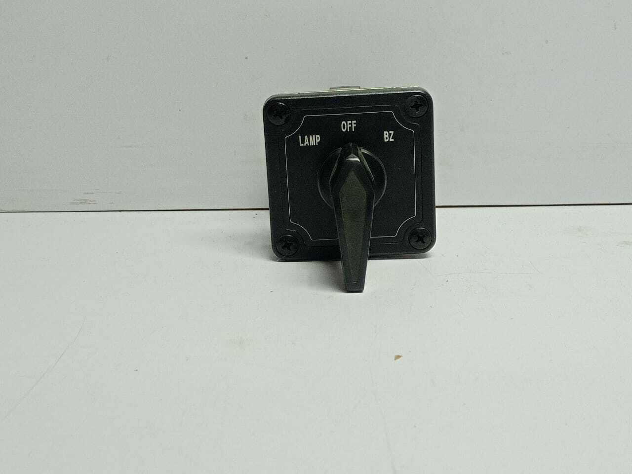 Yongsung Lee C3102 B4MCB Control Cam Switch AC 250V 10A Max 600V