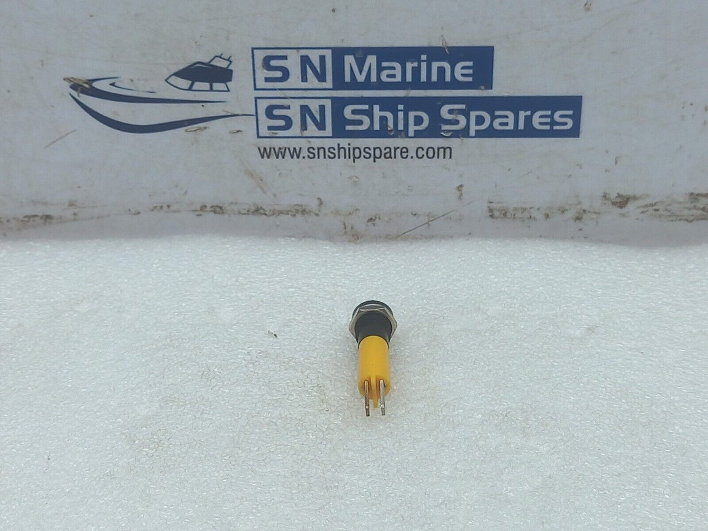 17-041352 Yellow Led Light 24VDC 22MA 8MM Hamworthy SN53-60 2PCs In Lot