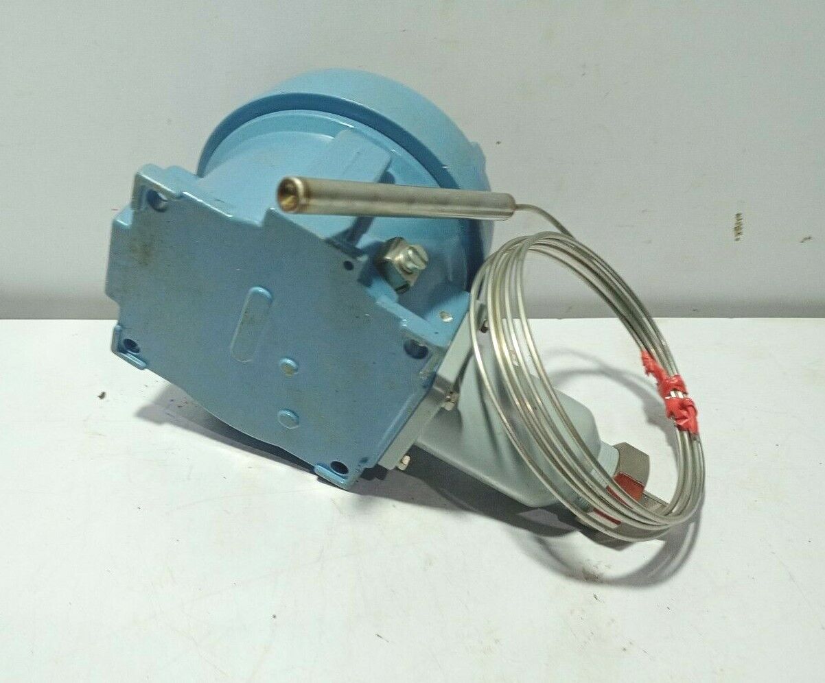 United Electric 84665 QF120 6BS Temperature Switch Range 0-250F Proof 300F