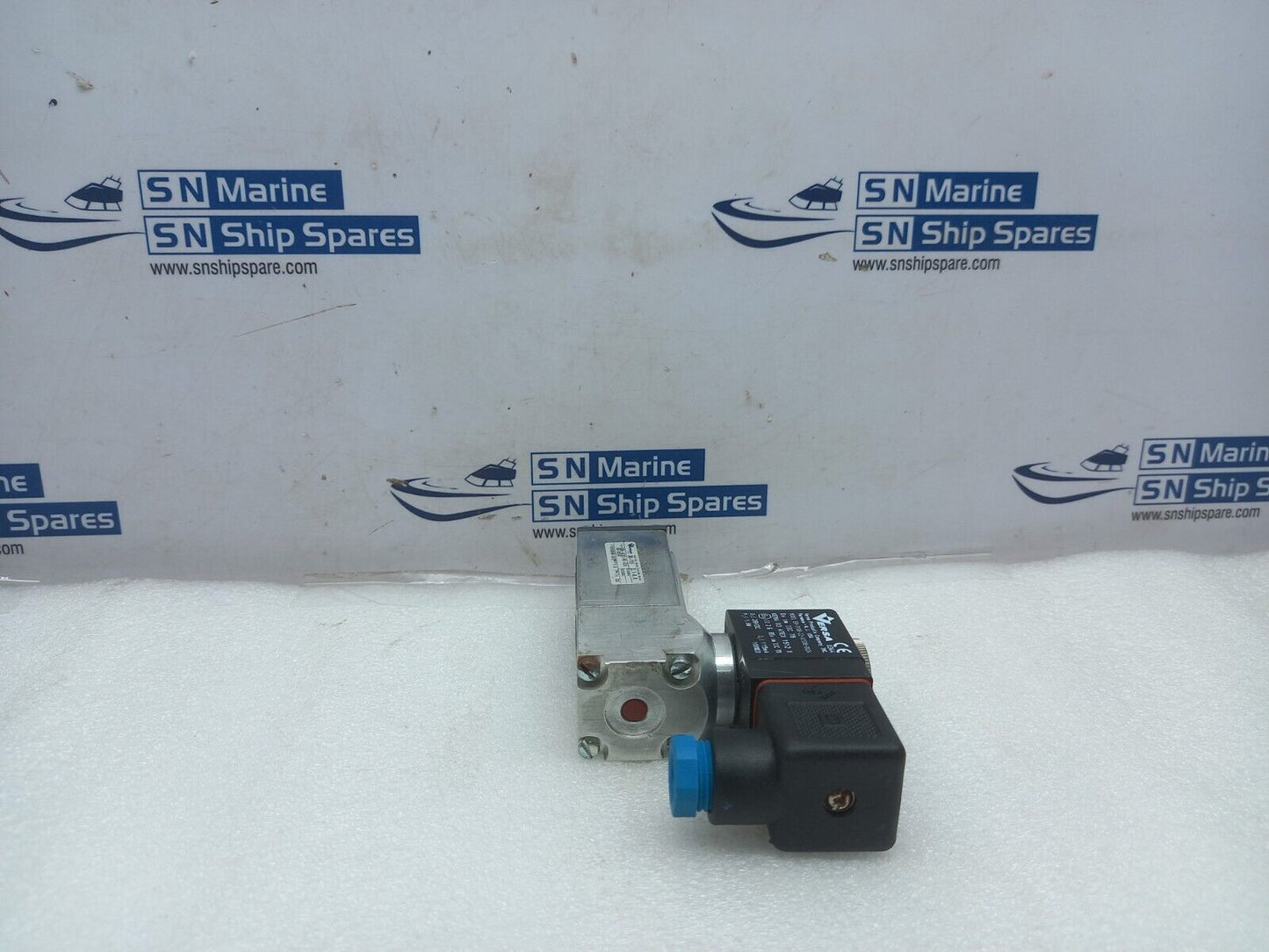 Versa KSG-4332-HC-XISX6-D024 Four Way Solenoid Valve 30-115Psig