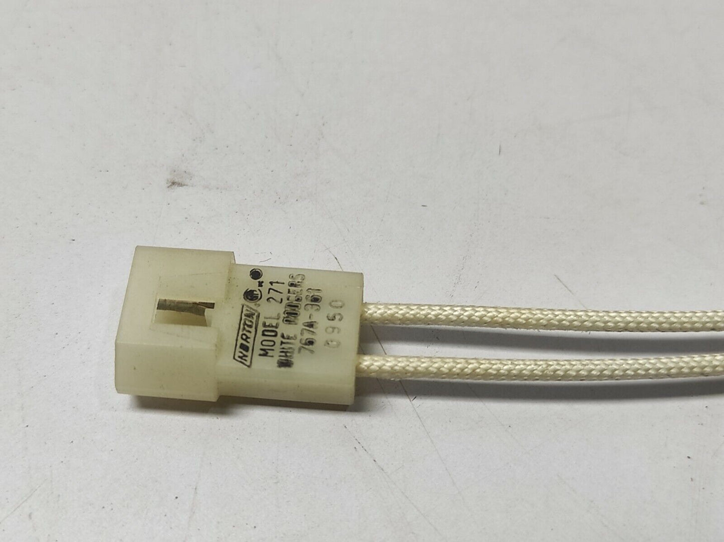 White Rodgers 767A-361 Ignitor 767A361 120V 60Hz 5.0Amps Replaces Robertshaw