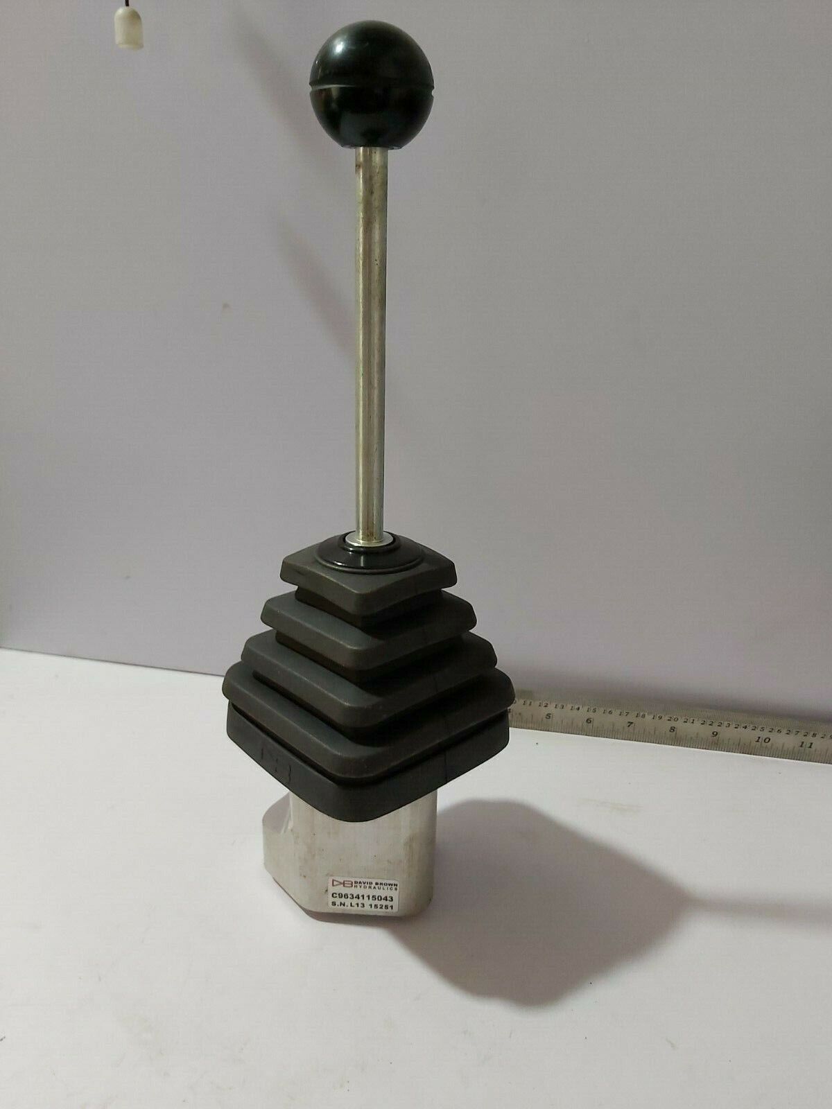 DAVID BROWN HYDRAULIC C9634115043 PILOT CONTROL VALVE