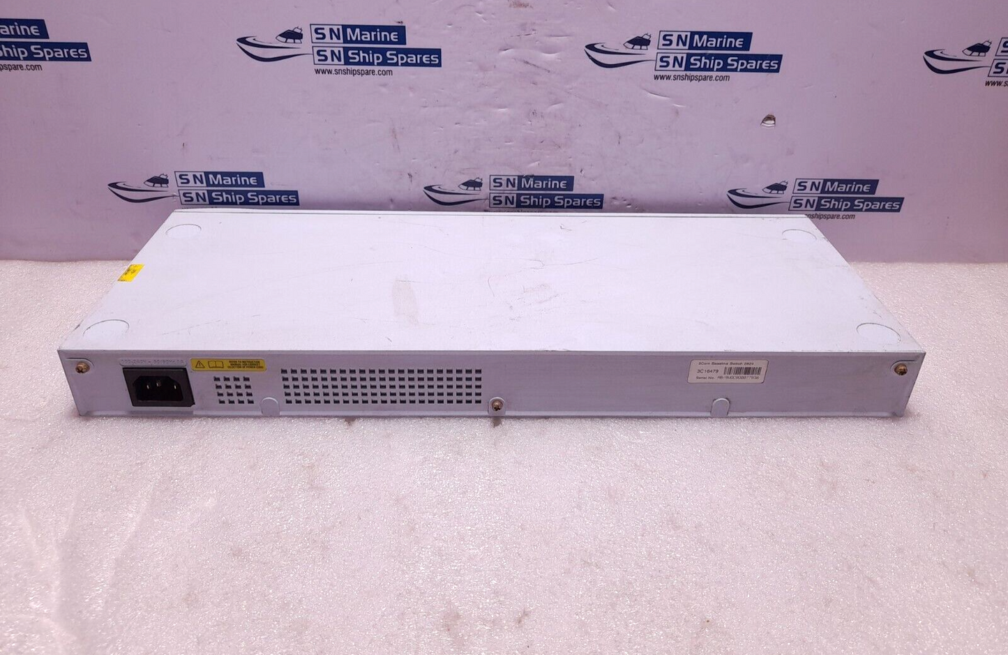 3Com Baseline Switch 2824 /3C16479 100-240V 50/60Hz 10015151 24Ports