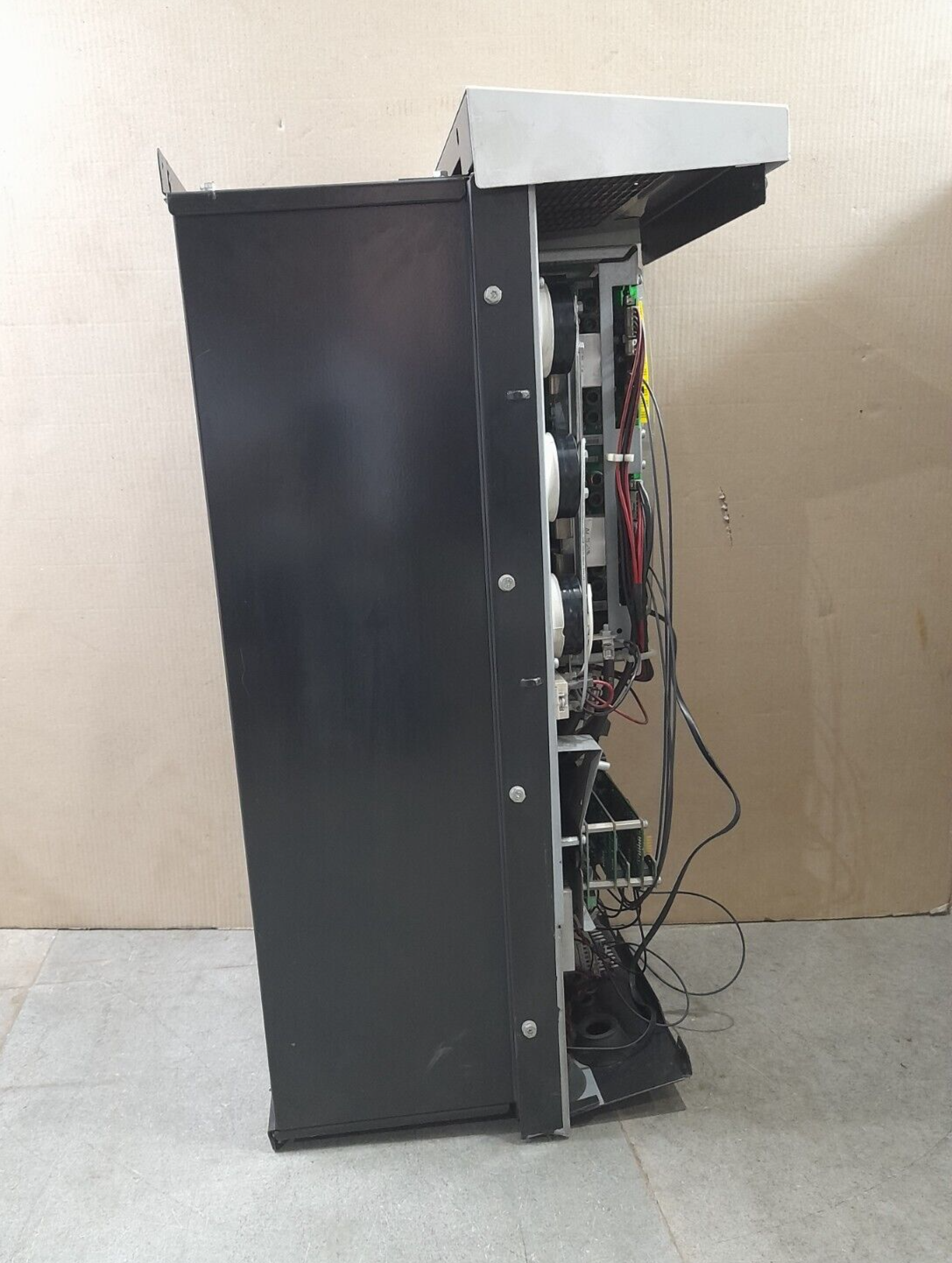 ABB ACS600 ACS61100255 D00E1200901 AC Drive ACS61100255D00E1200901 Code 64598392