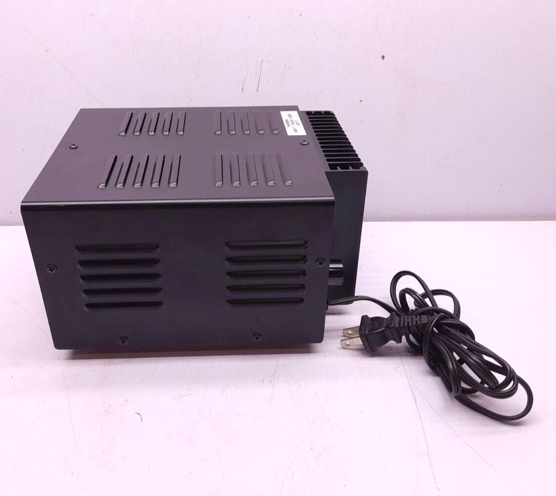 Zurich RPS-1012A Regulated DC Power Supply In 110V Out 13.8V 10A Rated 12A Max