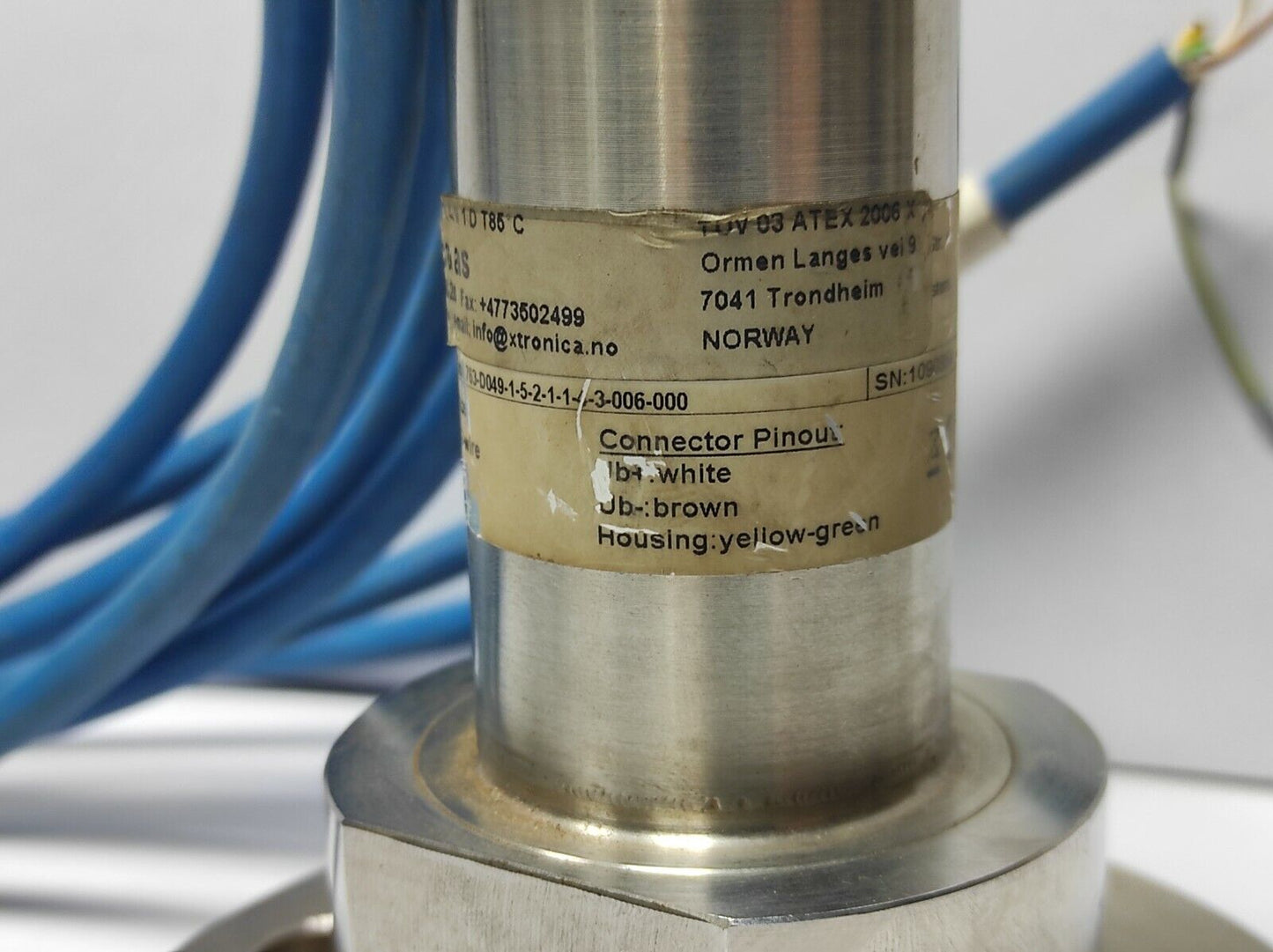 Xtronica LMK457 Level Transmitter 763-D049-1-5-2-1-1-4-3-006-000 Flang Mounted