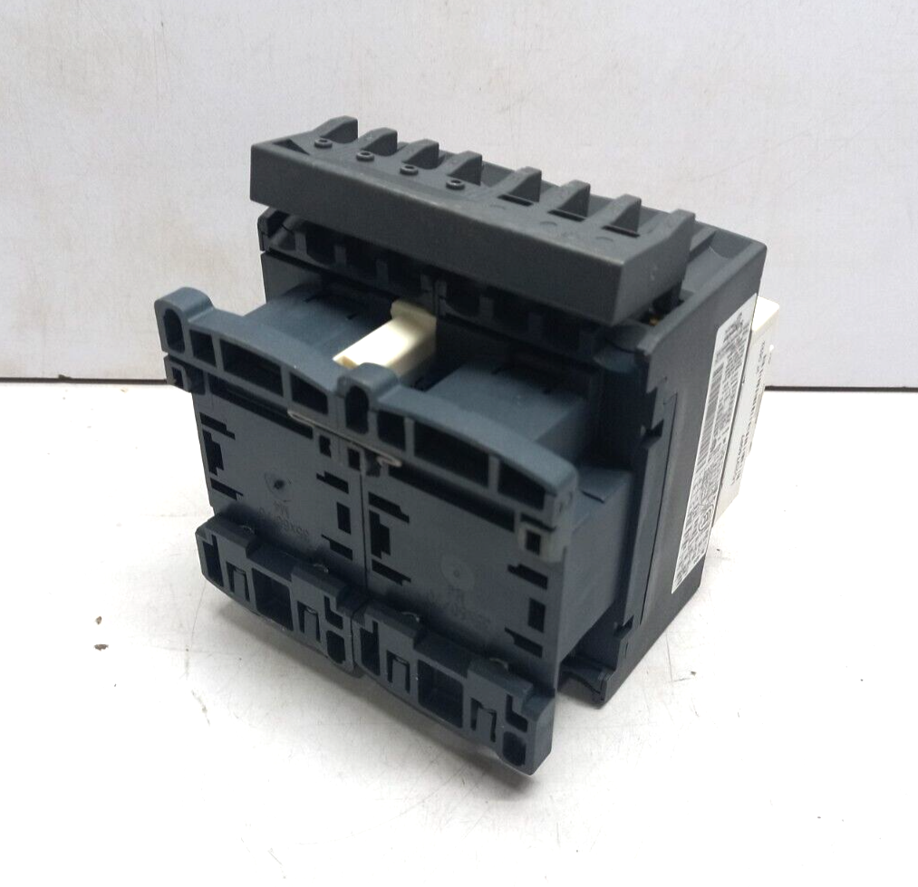 Telemecanique Square D LC2DT40P7 Reversing Contactor 230V 50/60Hz
