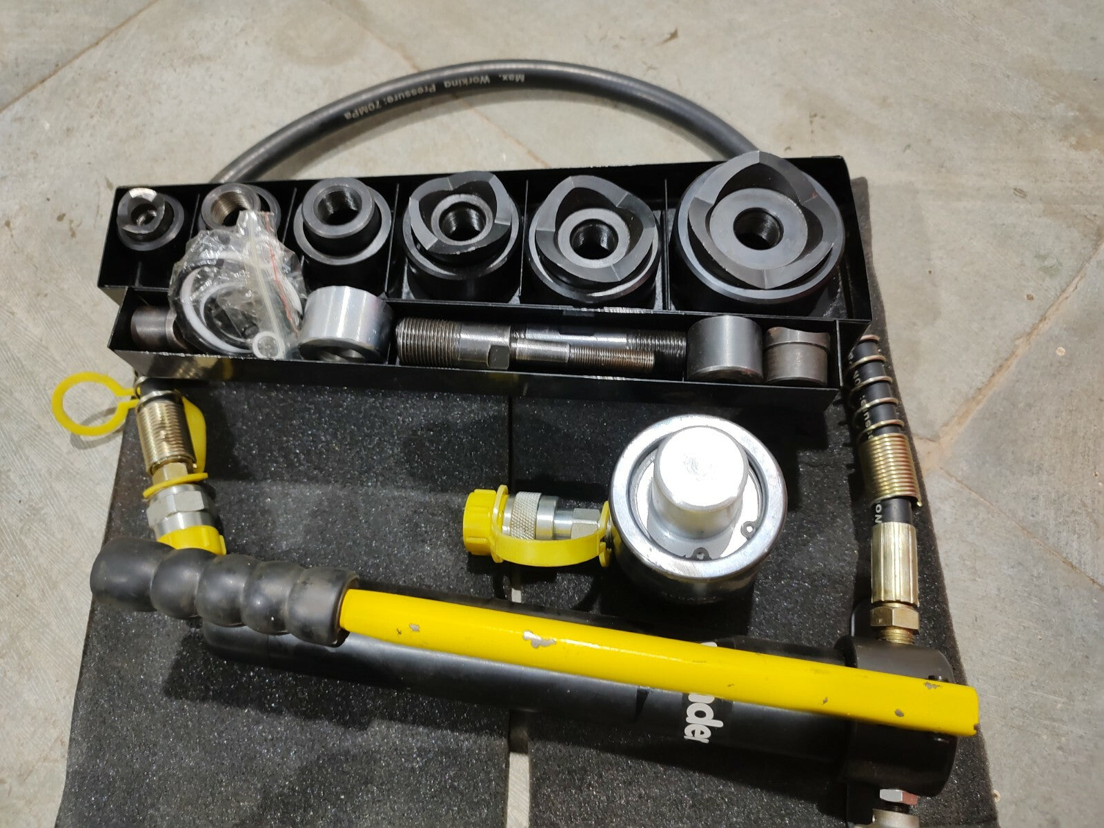 d7746c34-251b-410f-9a14-99f3ded6e43d