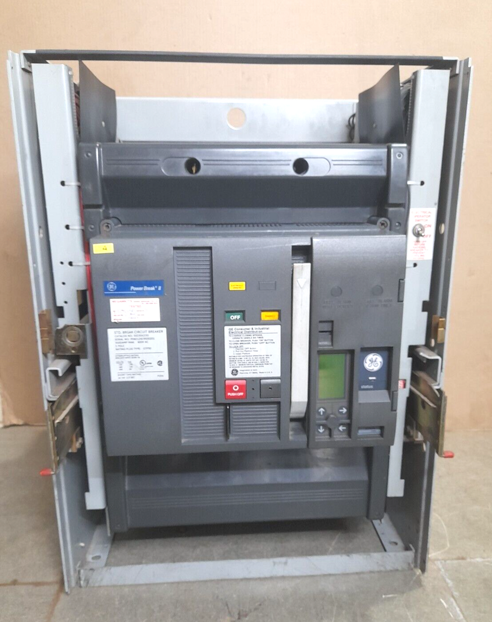 GE SSD30G330 Circuit Breaker 3000A Frame Rating & 3000A Trip Unit & SP ...