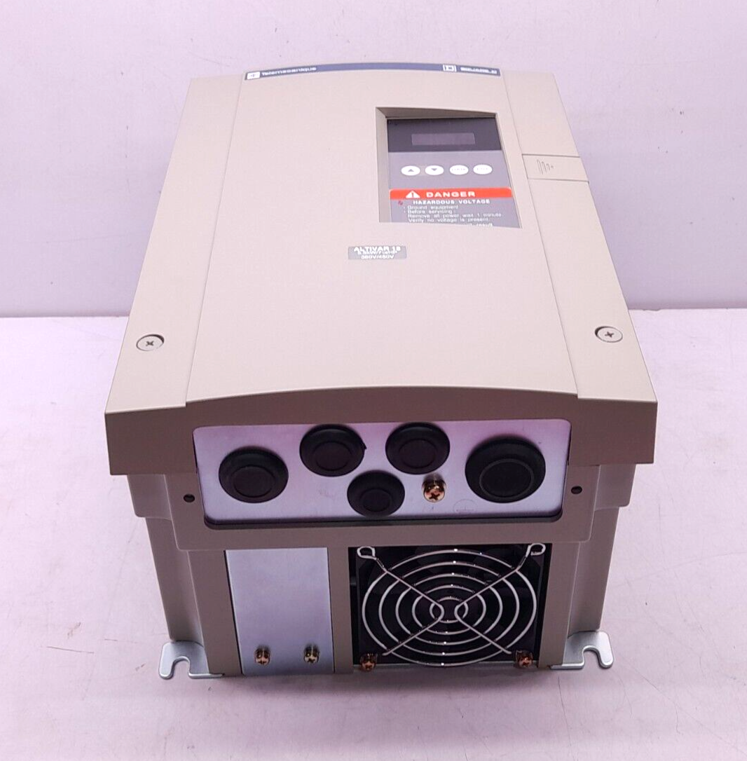 Telemecanique Square D ATV18U90N4 AC Speed Drive Frequency Converter