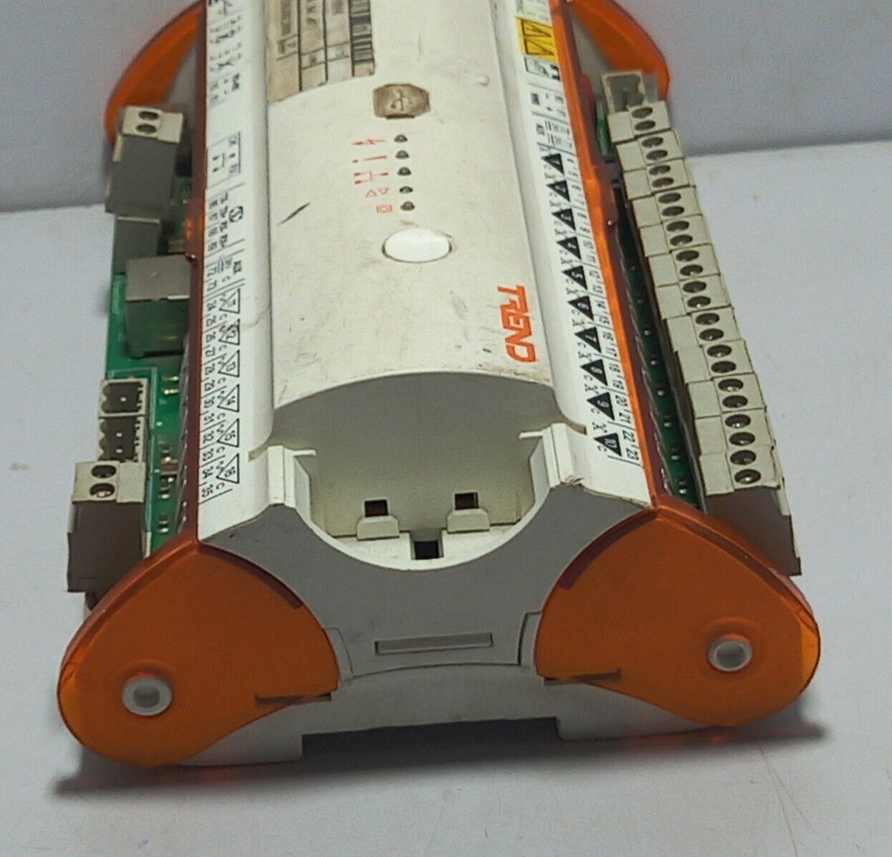 Trend IQ4E Controller IQ4E-2050U861000 / 230VAC, 50/60Hz, 70VA /IQ4E2050U861000